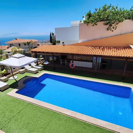 Happiness With Heated Swimming Pool Villa Costa Adeje